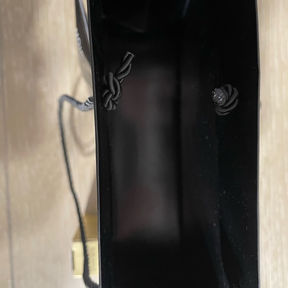 Chanel shopping bag and samples Bundle. - Picture 3 of 5